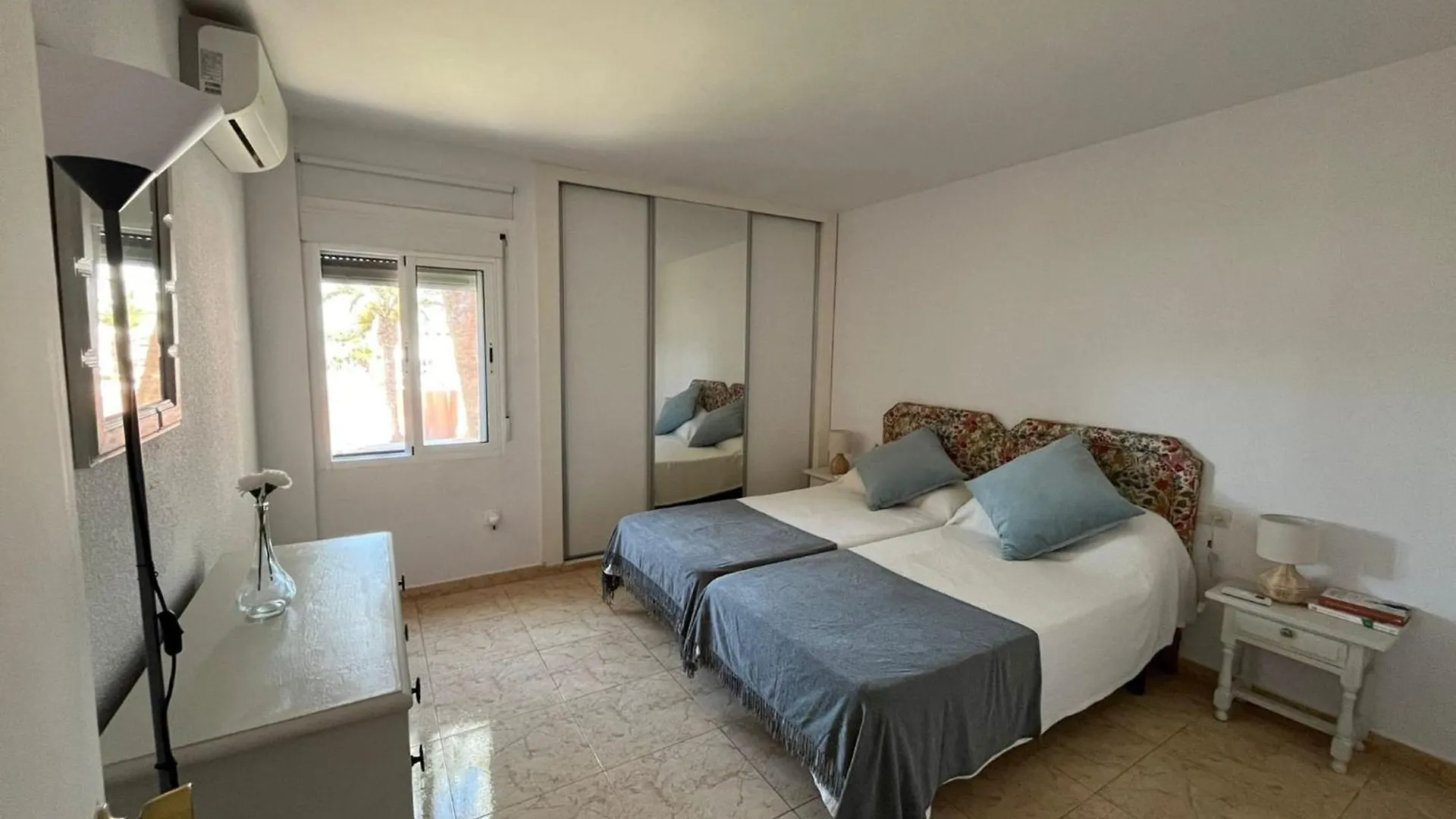 Lovely 2 Bedroom Apartment Near The Beach Ροκέτας ντε Μαρ